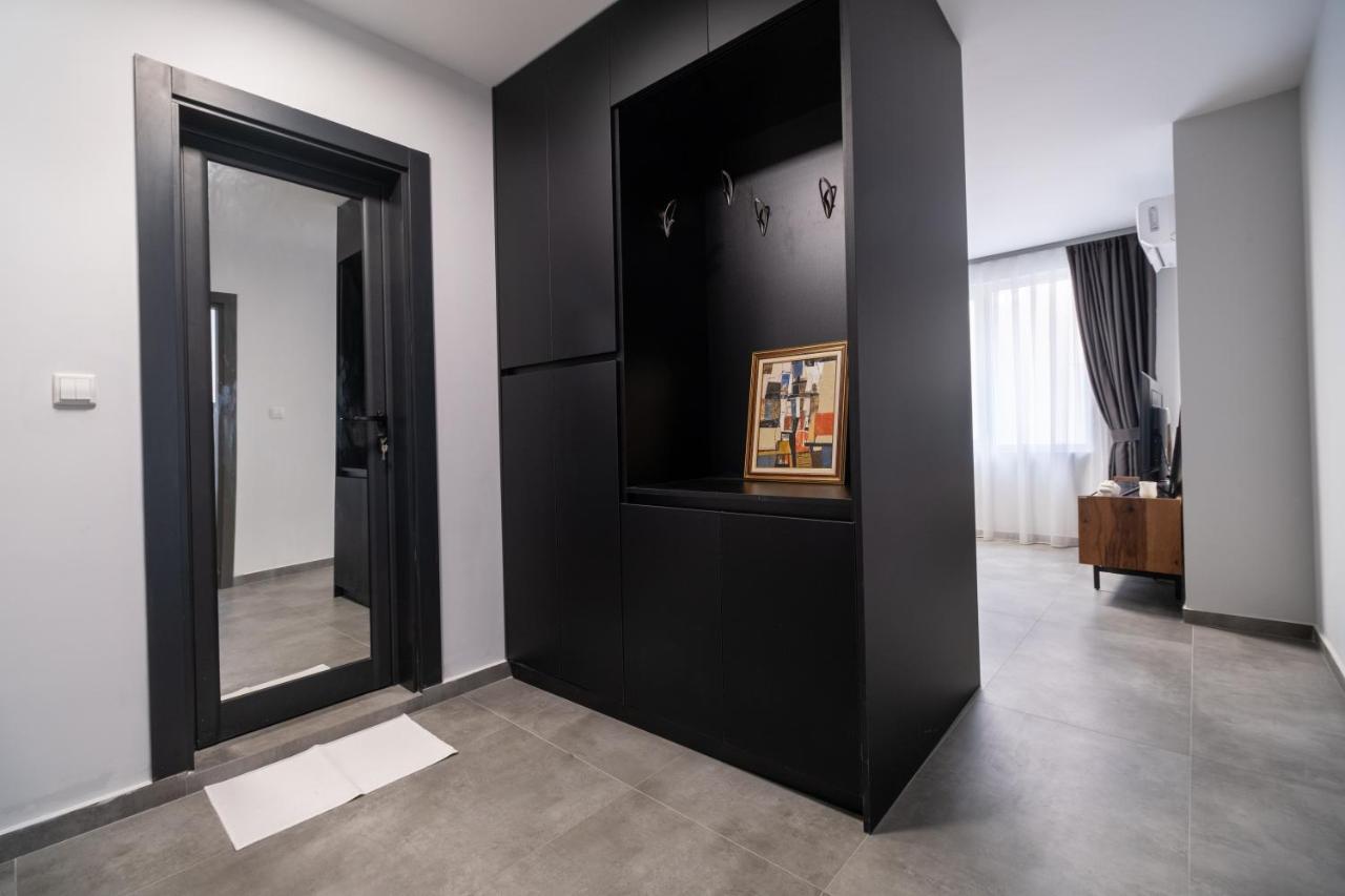 Chic 1Br Apartment With Balcony In Plowdiw Exterior foto