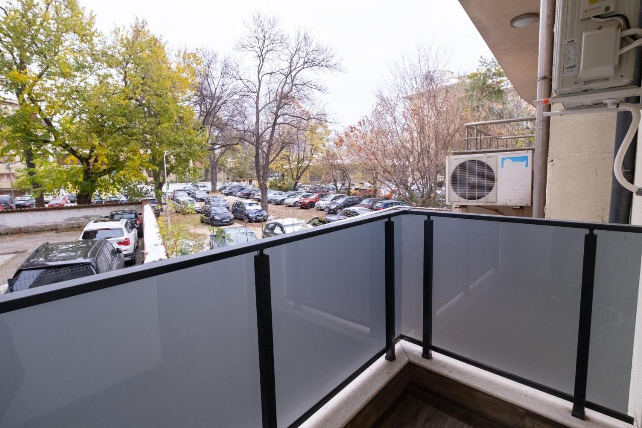 Chic 1Br Apartment With Balcony In Plowdiw Exterior foto