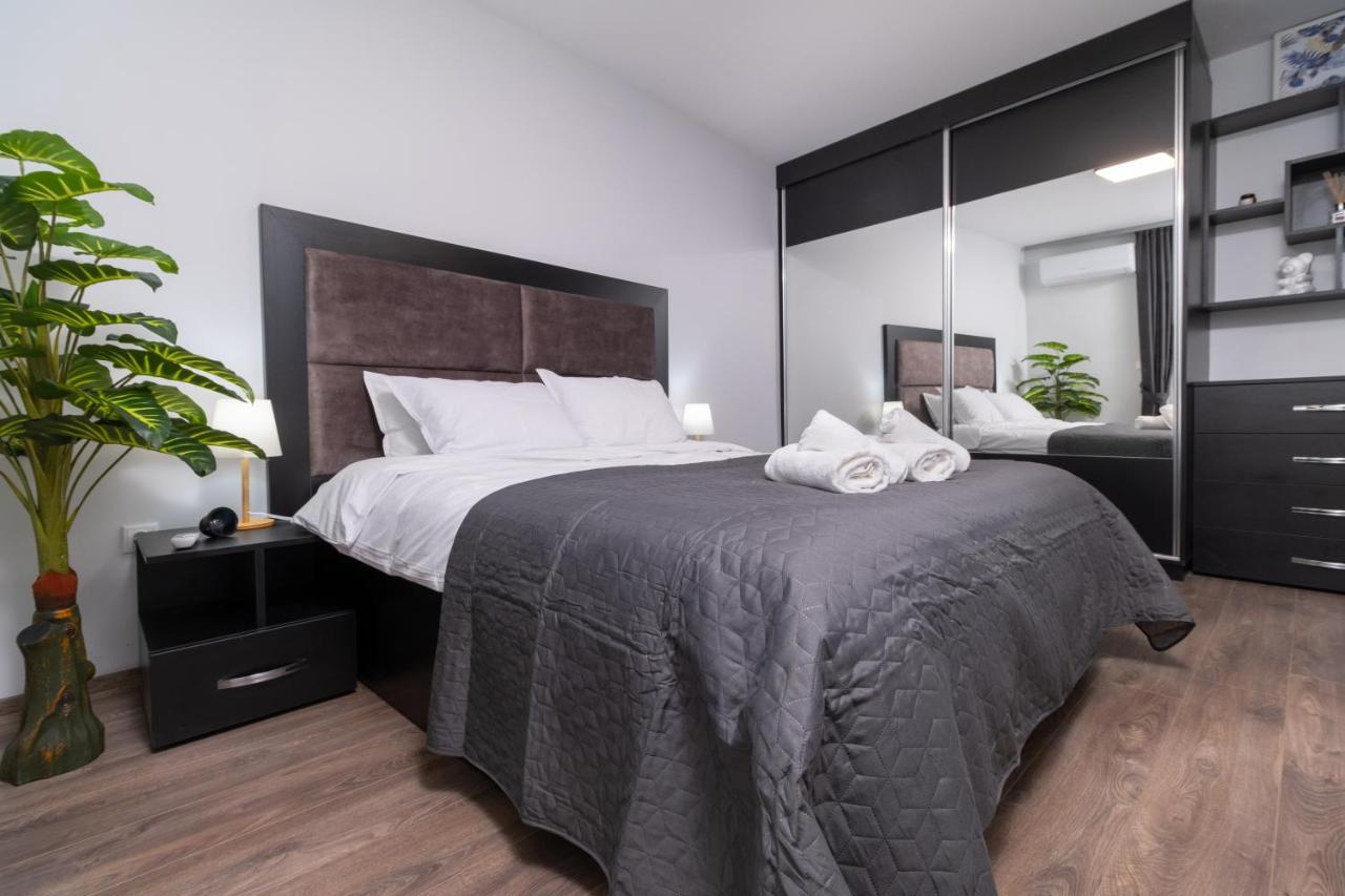 Chic 1Br Apartment With Balcony In Plowdiw Exterior foto